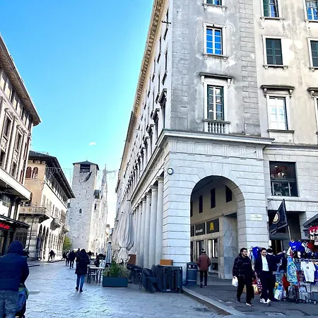 Vittani Palace - The Red