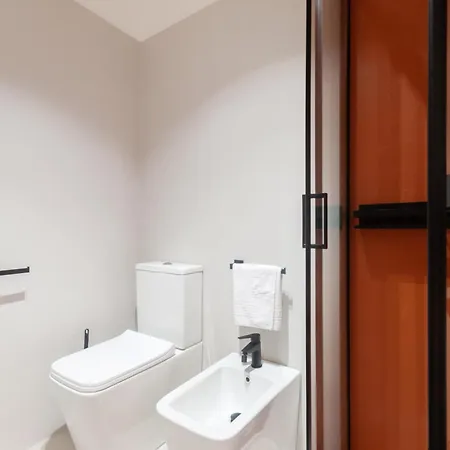 Vittani Palace - The Red Apartamento Como