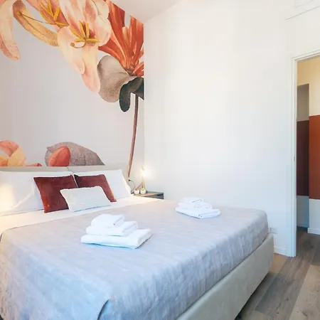 Vittani Palace - The Red Apartamento