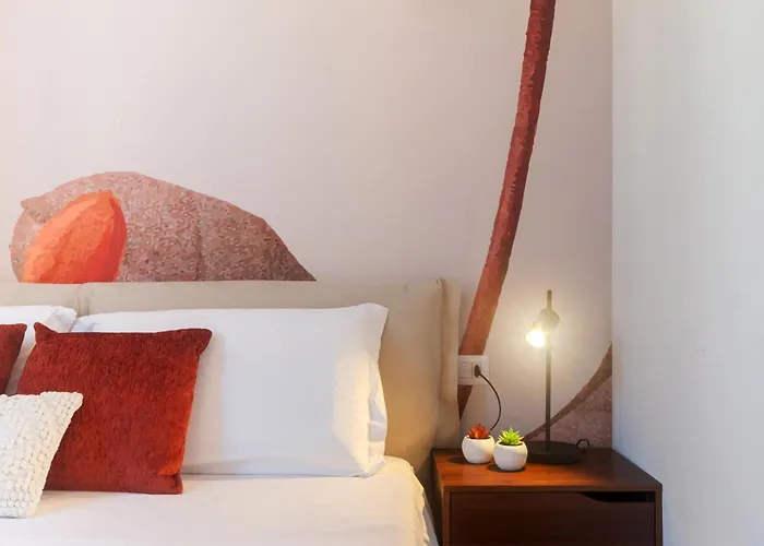 Vittani Palace - The Red