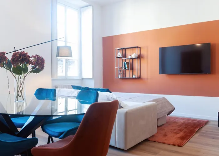 Apartman Vittani Palace - The Red *